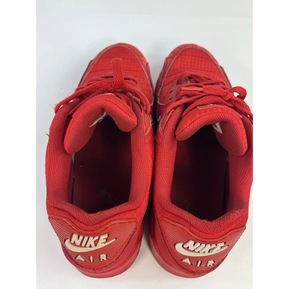 Nike Air Max 90 Essentials Men's Size 10.5 University Red Shoes Sneakers AJ1285